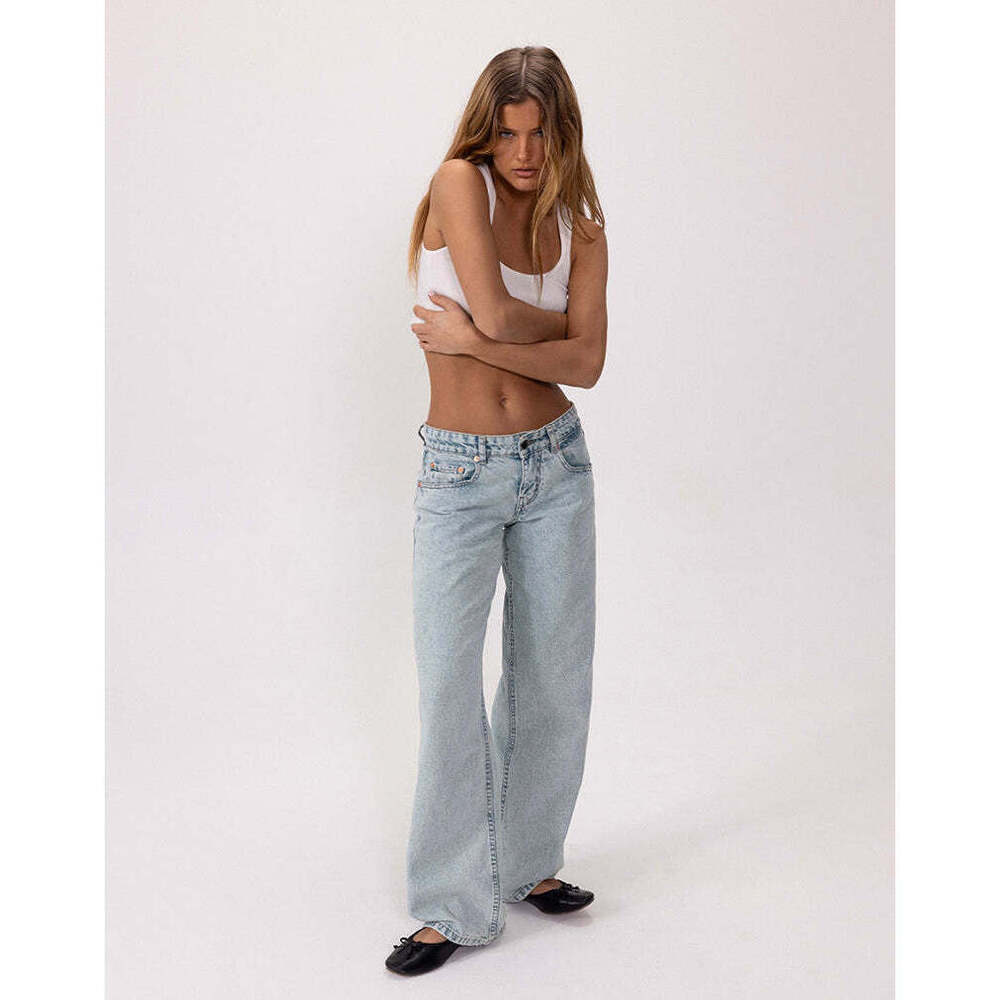 Motel Rocks Low Rise Parallel Jeans in 80s Light Blue Wash Size W28 L34W28 L34